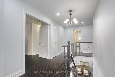 28 Egypt Brampton,ON L6R 2W3 — Photo 25