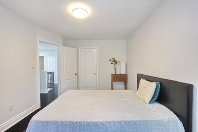 28 Egypt Brampton,ON L6R 2W3 — Photo 32