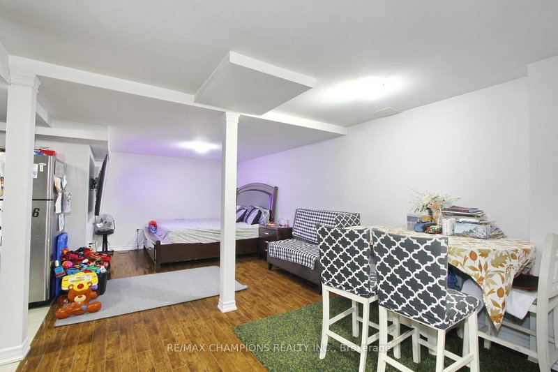 28 Egypt Brampton,ON L6R 2W3 — Photo 35