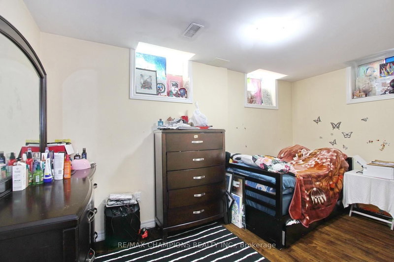 28 Egypt Brampton,ON L6R 2W3 — Photo 39