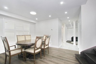 28 Egypt Brampton,ON L6R 2W3 — Photo 8