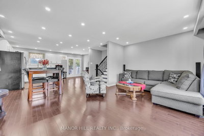 18 Greenbriar Brampton,ON L6S 1V9 — Photo 8