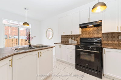 29 Prudhomme Brampton,ON L6R 0G9 — Photo 17