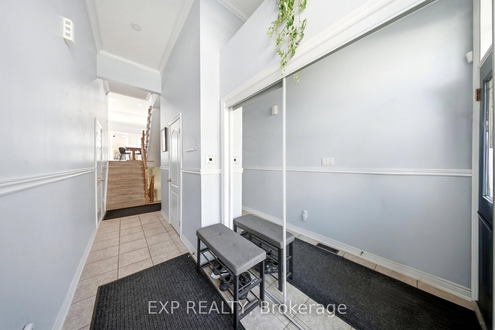 6 Purple Finch Court • Brampton, ON photo 10