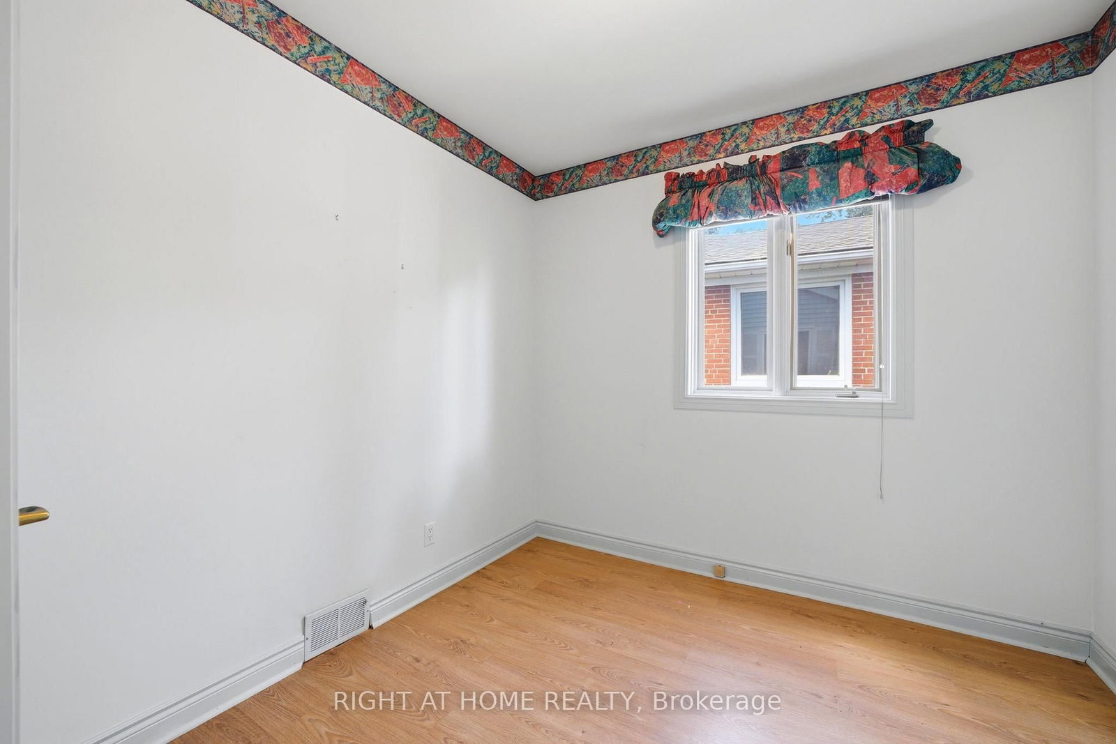 1290 Strathy Mississauga,ON L5E 2K8 — Photo 19