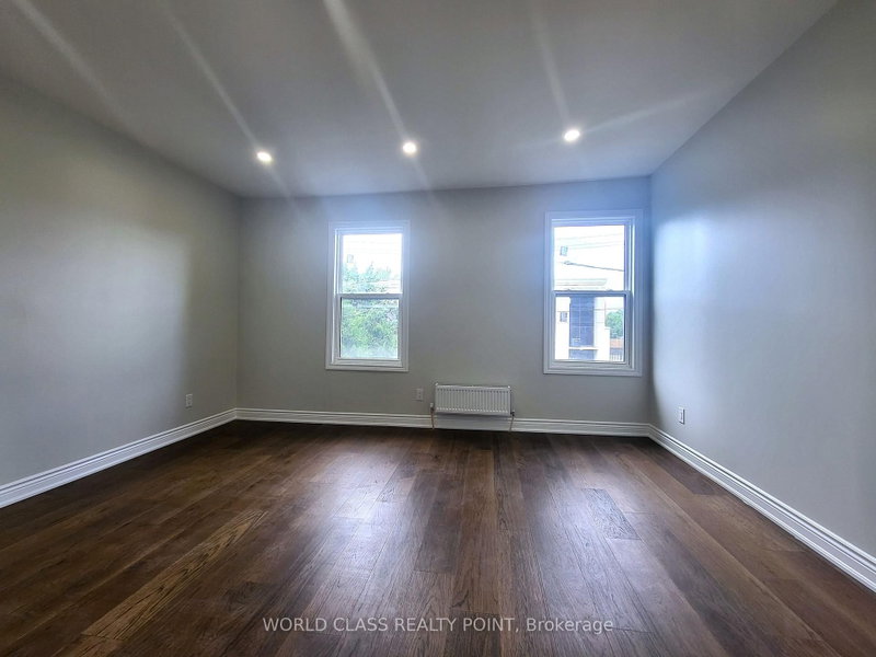 2 - 49 Vine Avenue