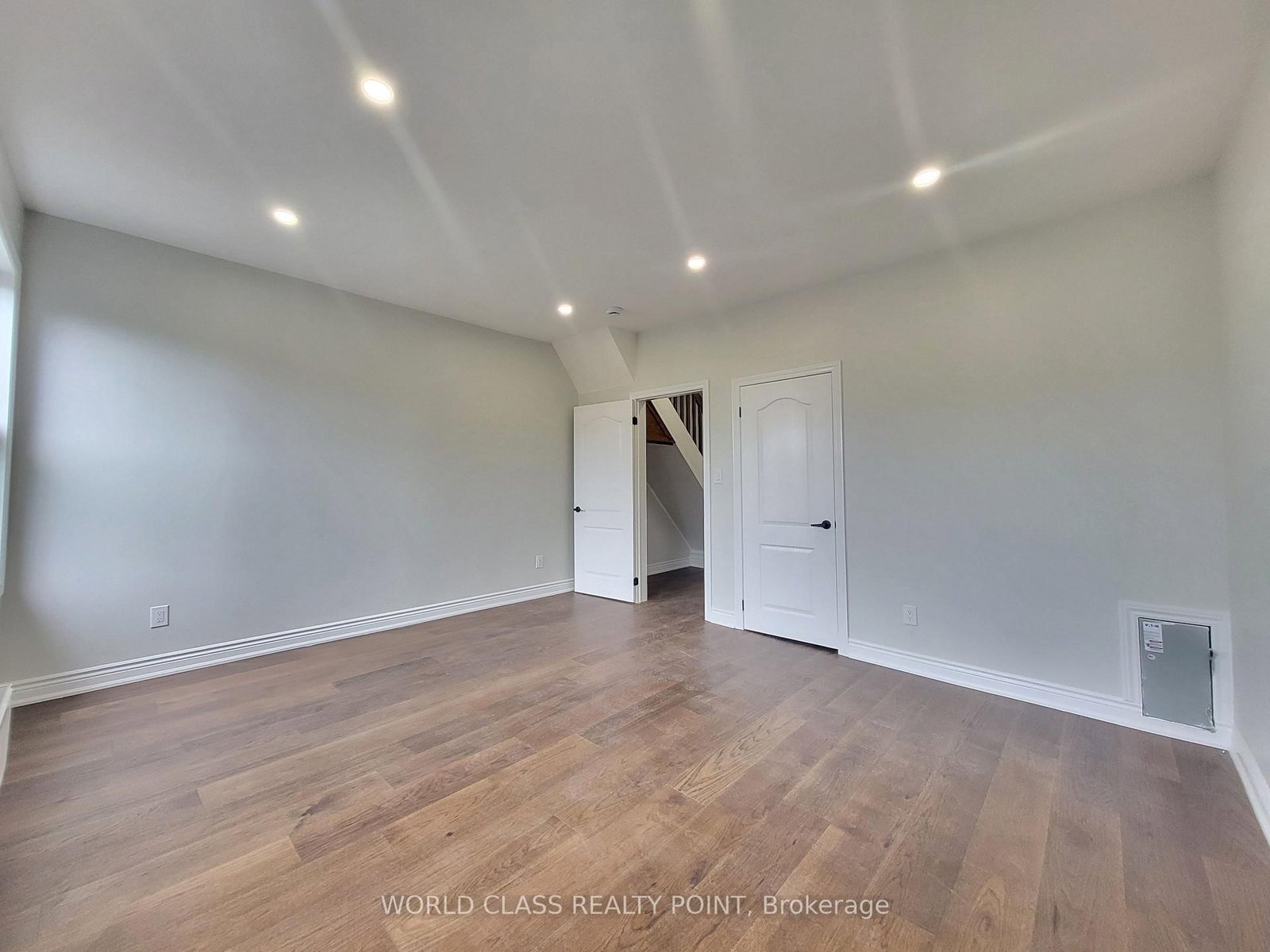 2 - 49 Vine Avenue, Toronto 3