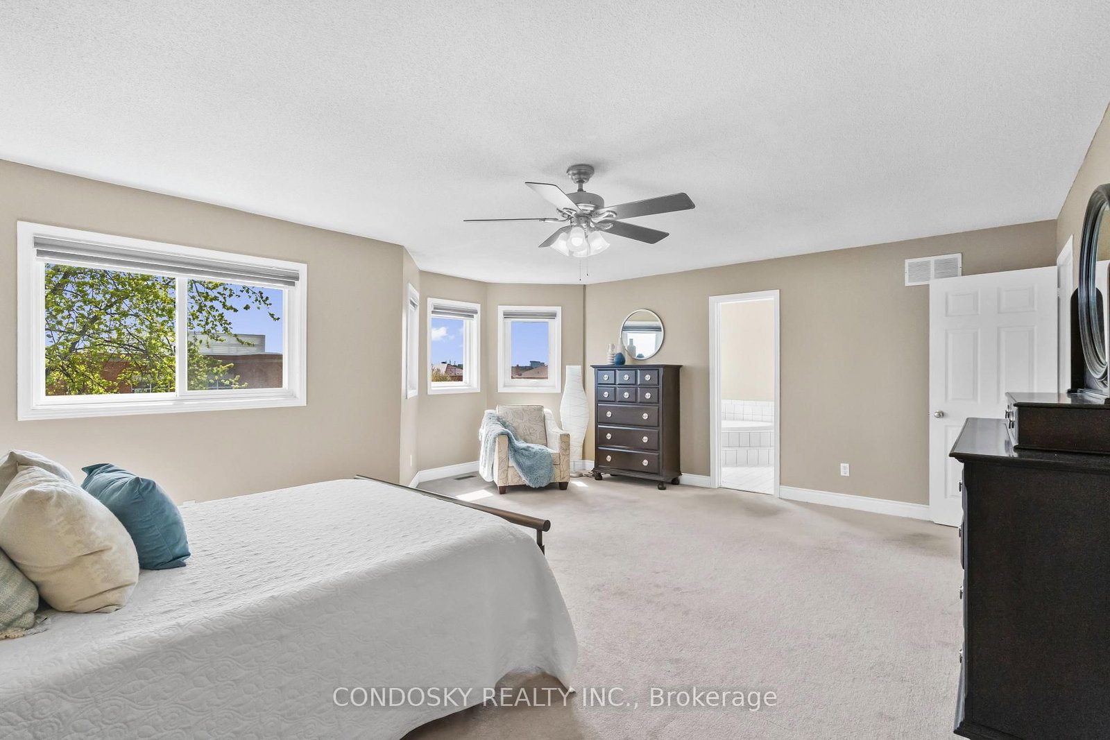 6182 Duford Drive • Mississauga, ON photo 21