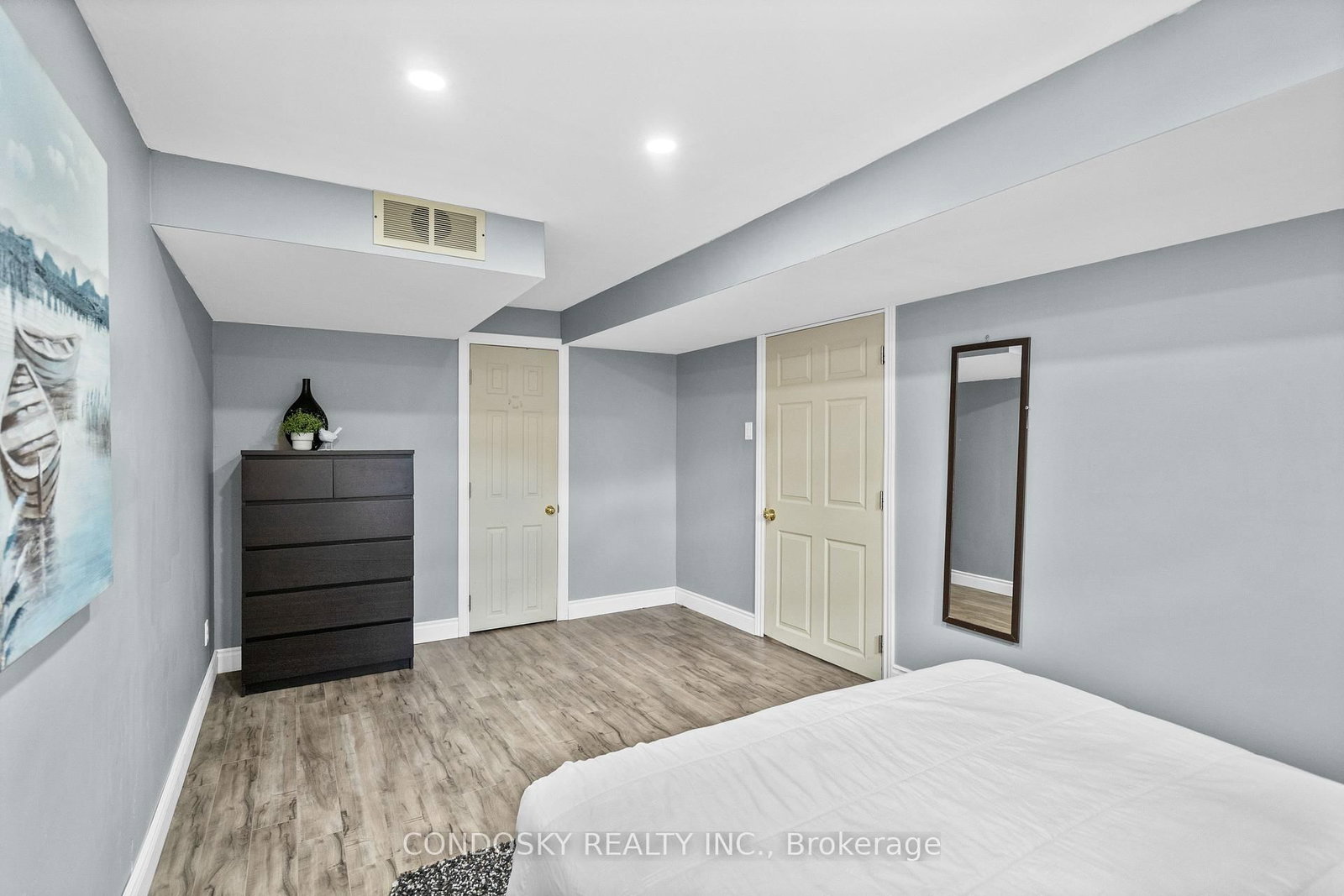 6182 Duford Drive • Mississauga, ON photo 43
