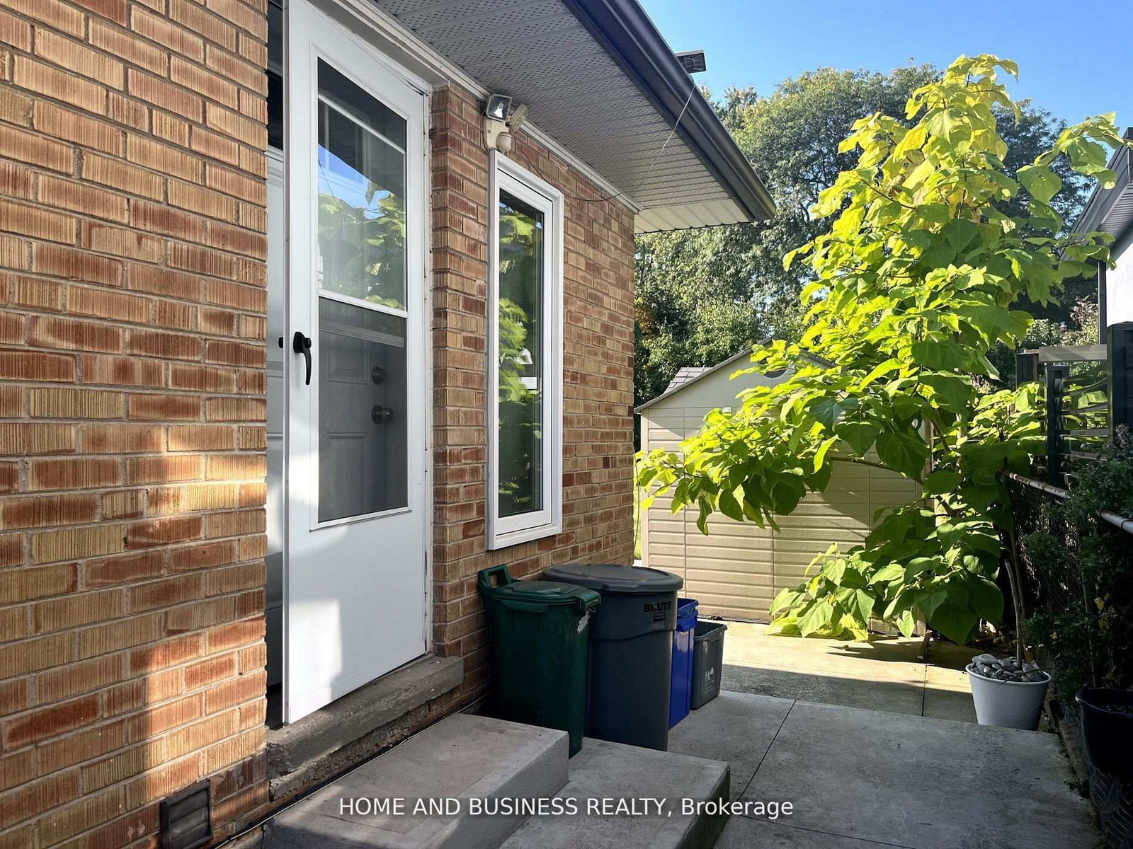 376 Ashbury Road • Oakville, ON photo 11
