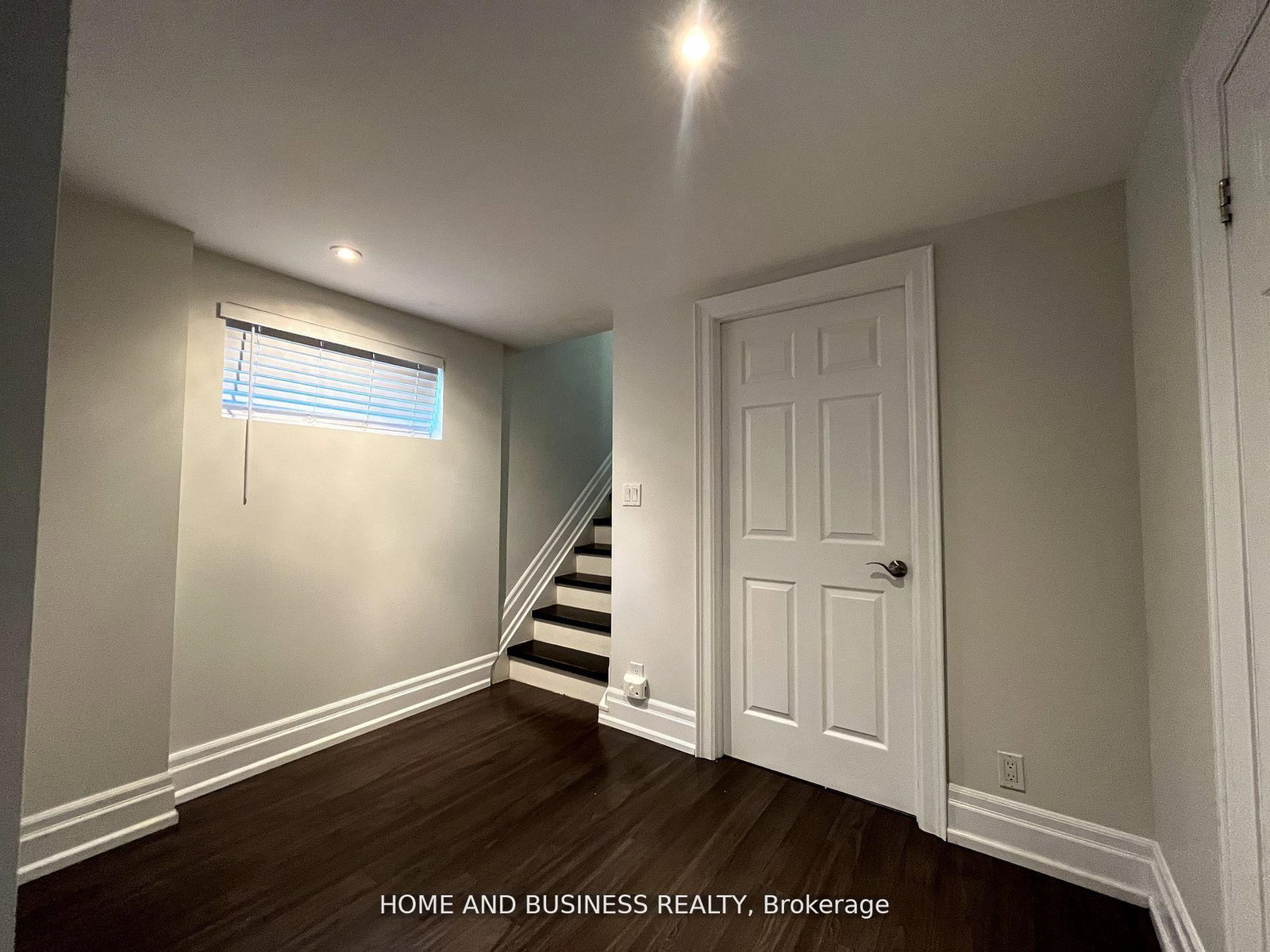 376 Ashbury Road • Oakville, ON photo 12