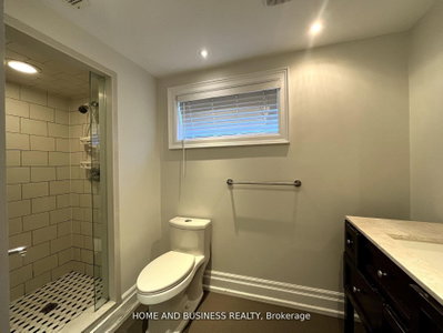376 Ashbury Oakville,ON L6K 2M7 — Photo 14