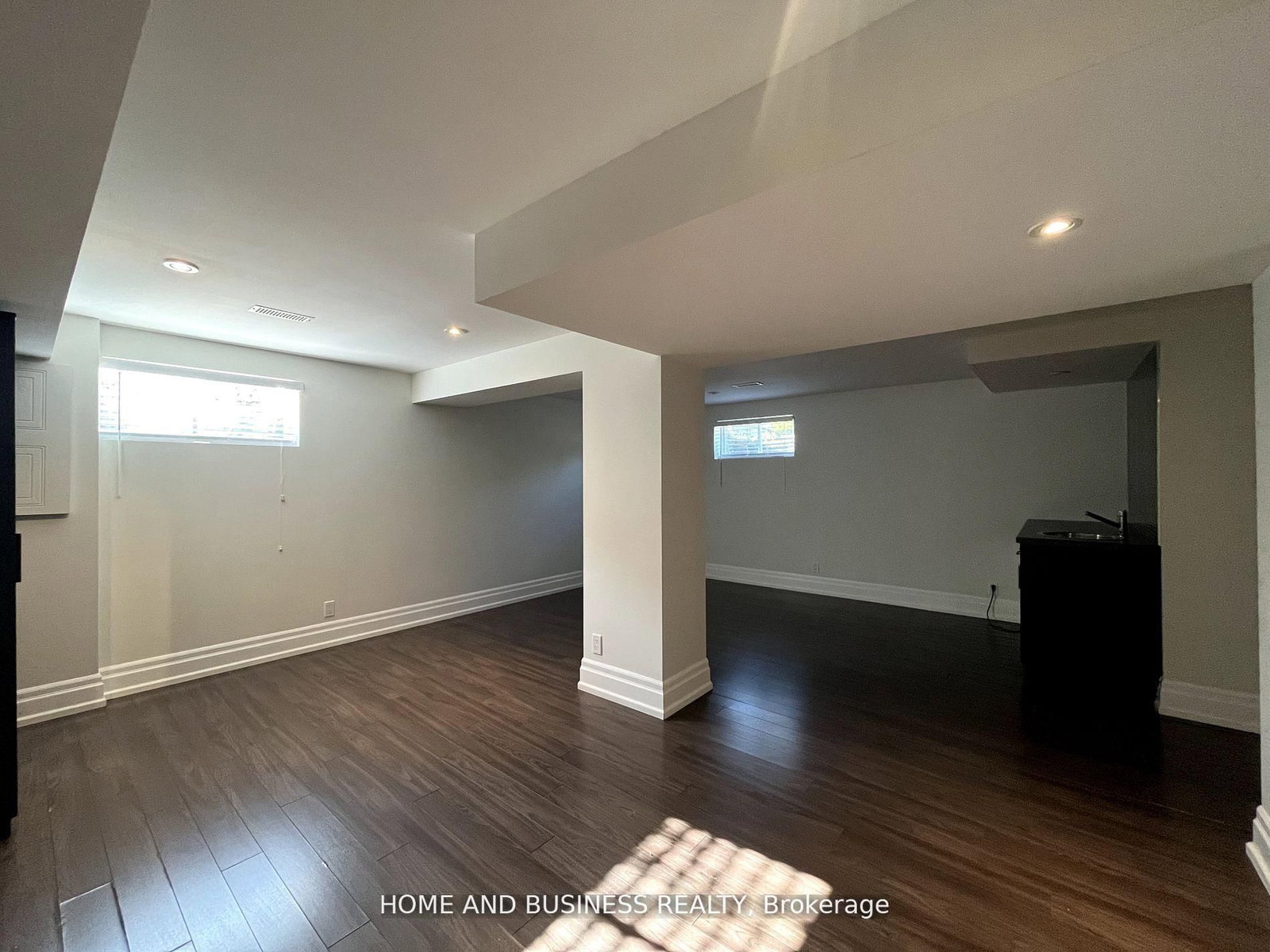 376 Ashbury Road • Oakville, ON photo 15