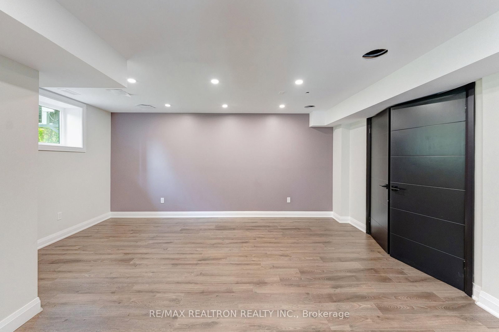 32 Bradfield Avenue W • Toronto, ON photo 23