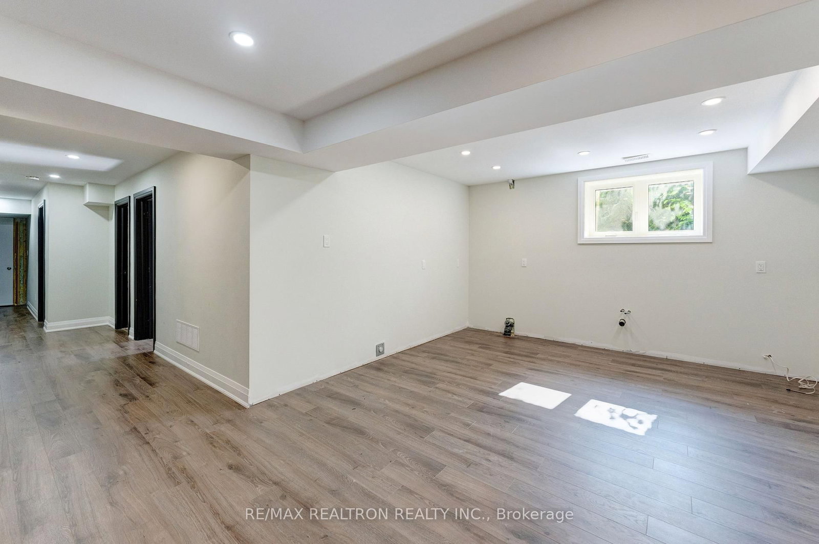 32 Bradfield Avenue W • Toronto, ON photo 27