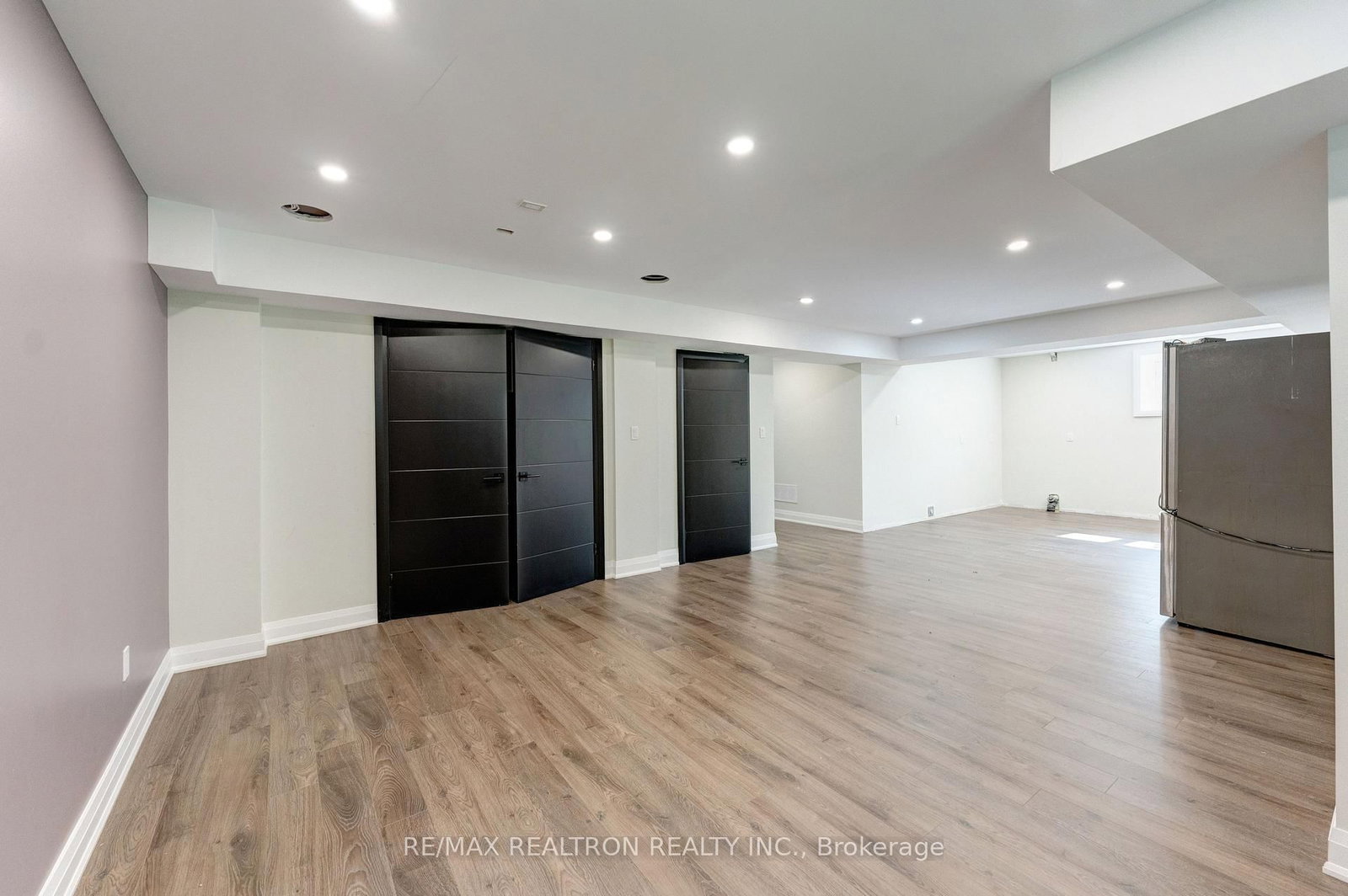 32 Bradfield Avenue W • Toronto, ON photo 37