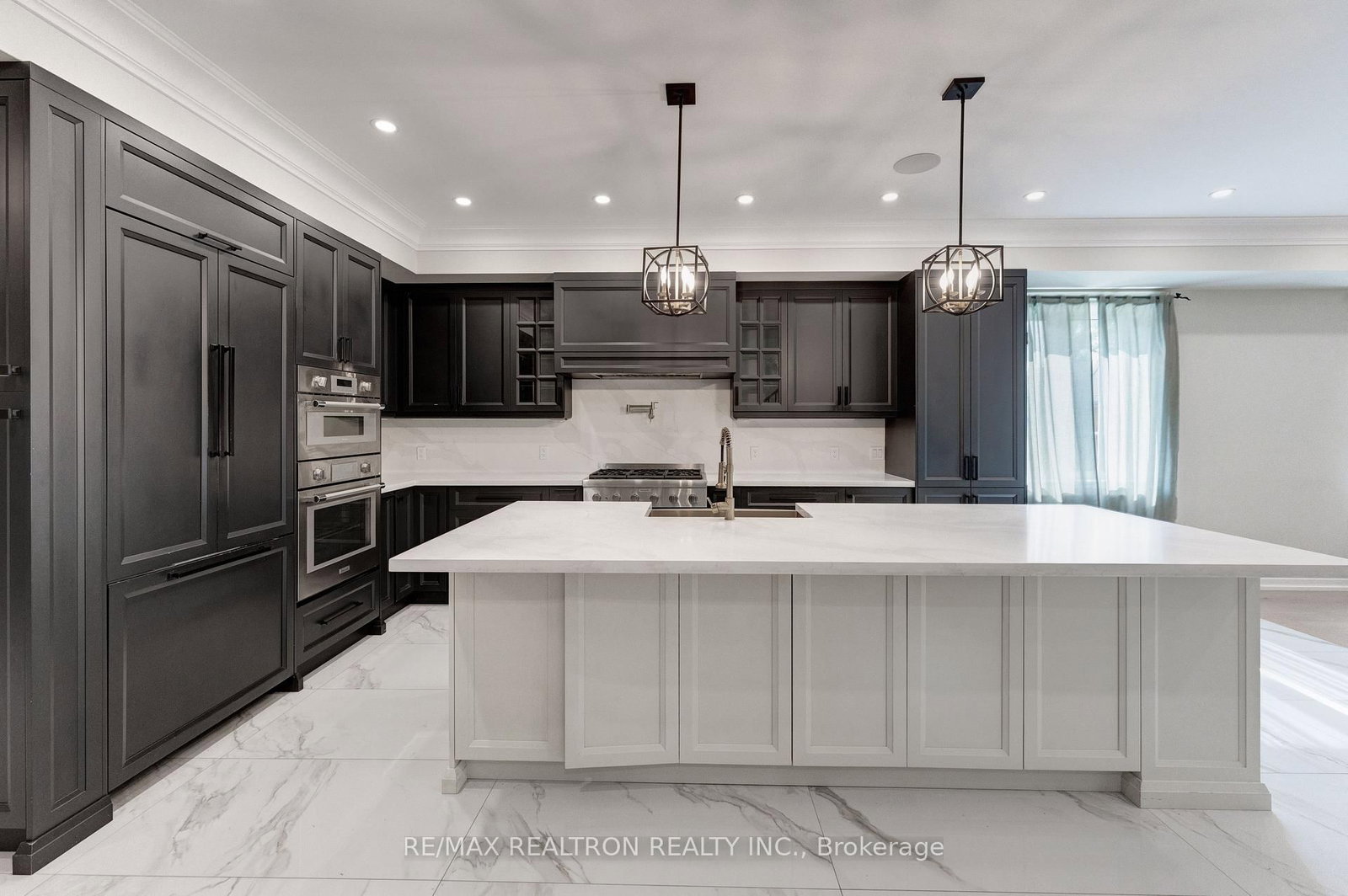 32 Bradfield Avenue W • Toronto, ON photo 39