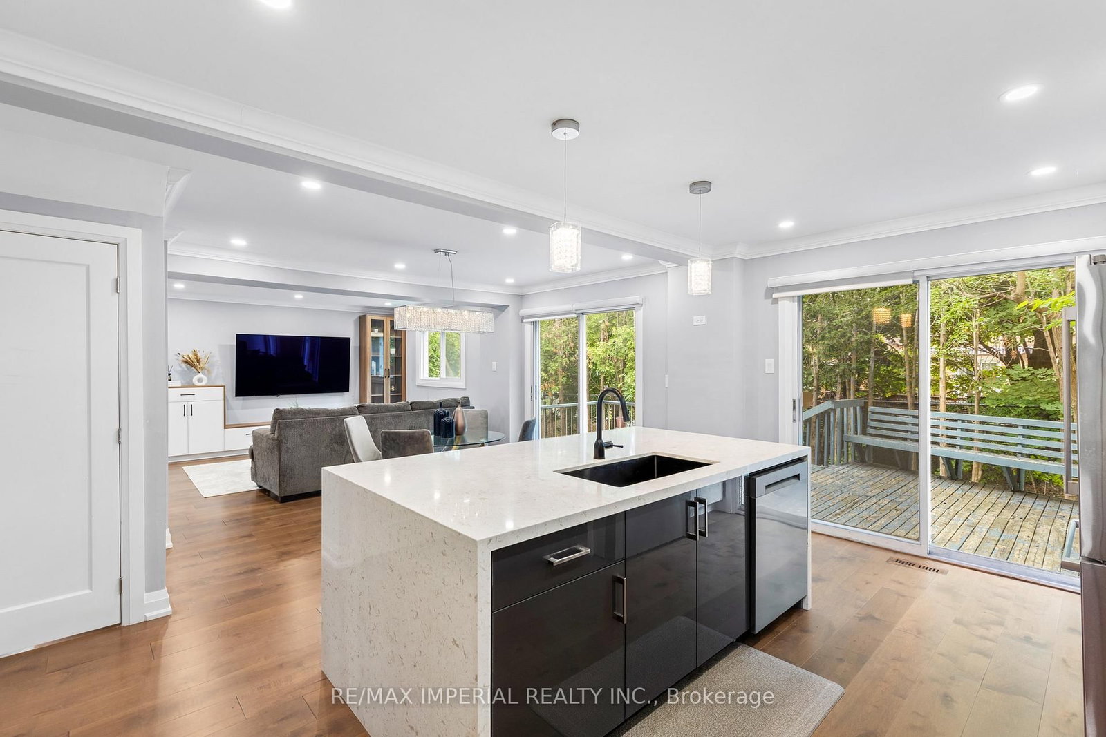 311 Youngstown Avenue • Mississauga, ON photo 12