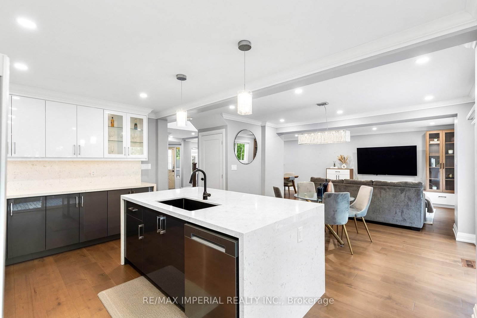 311 Youngstown Avenue • Mississauga, ON photo 14