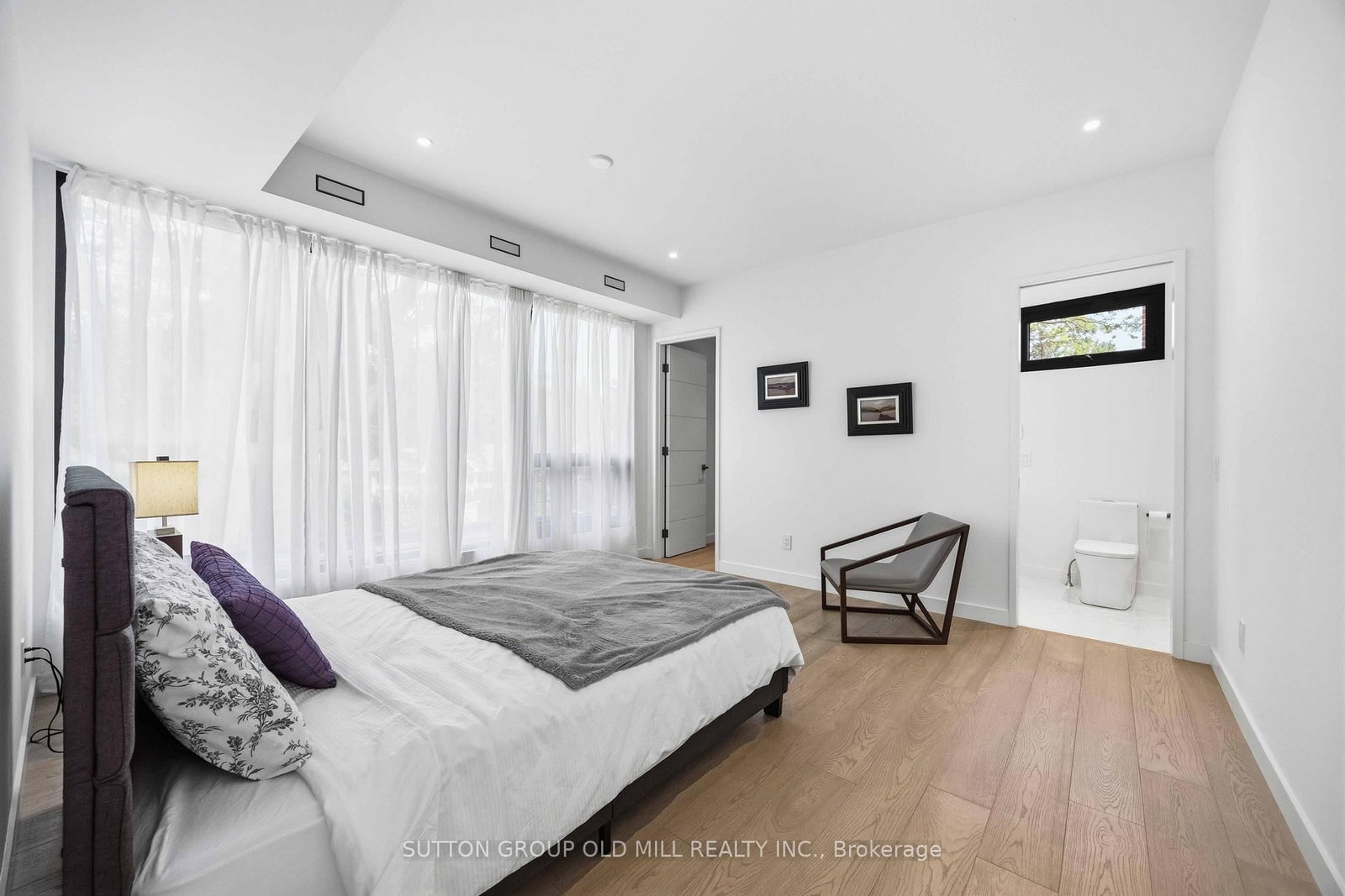 18 Herne Hill • Toronto, ON photo 28
