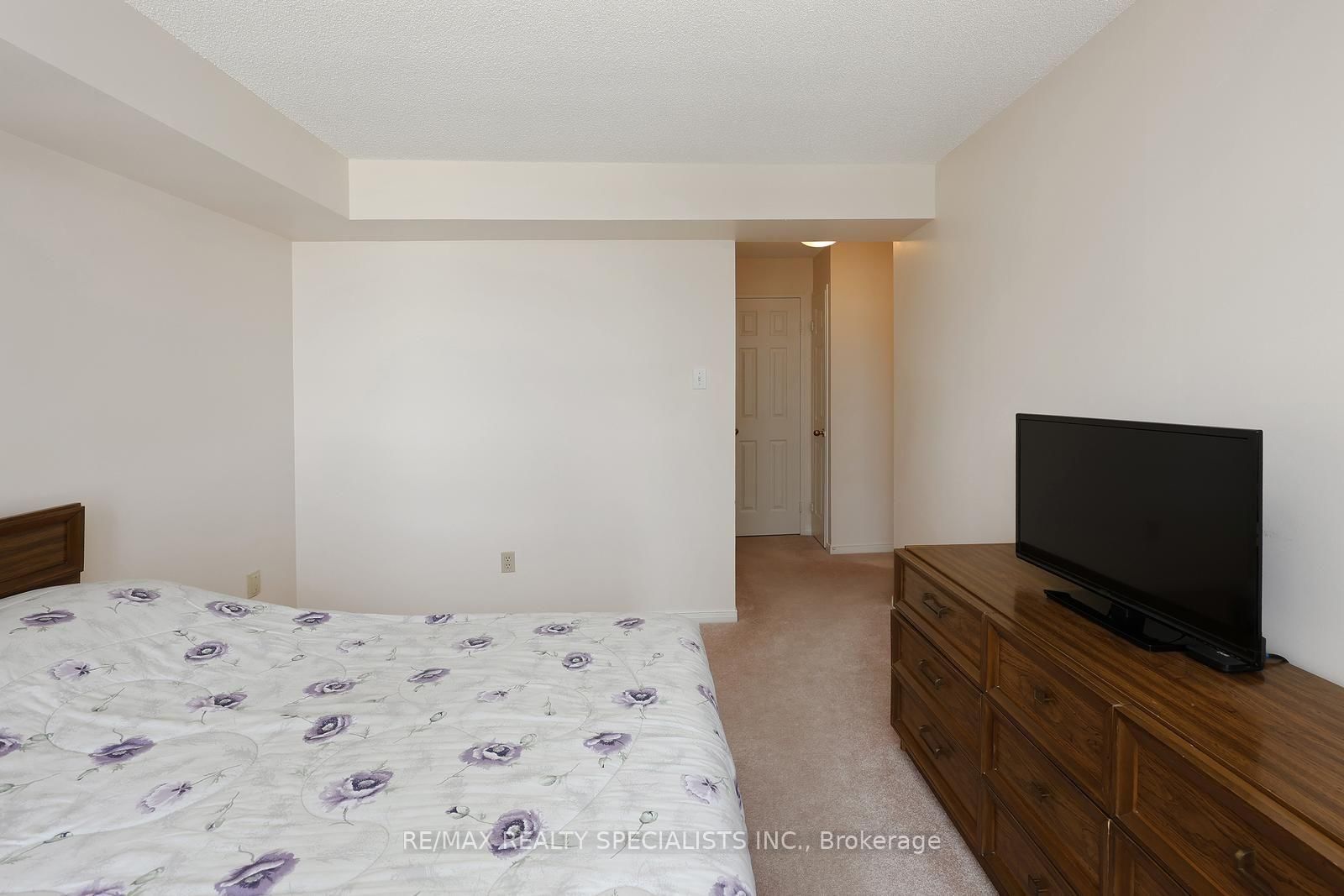 330 Rathburn Road W • #1507 • Mississauga, ON photo 17