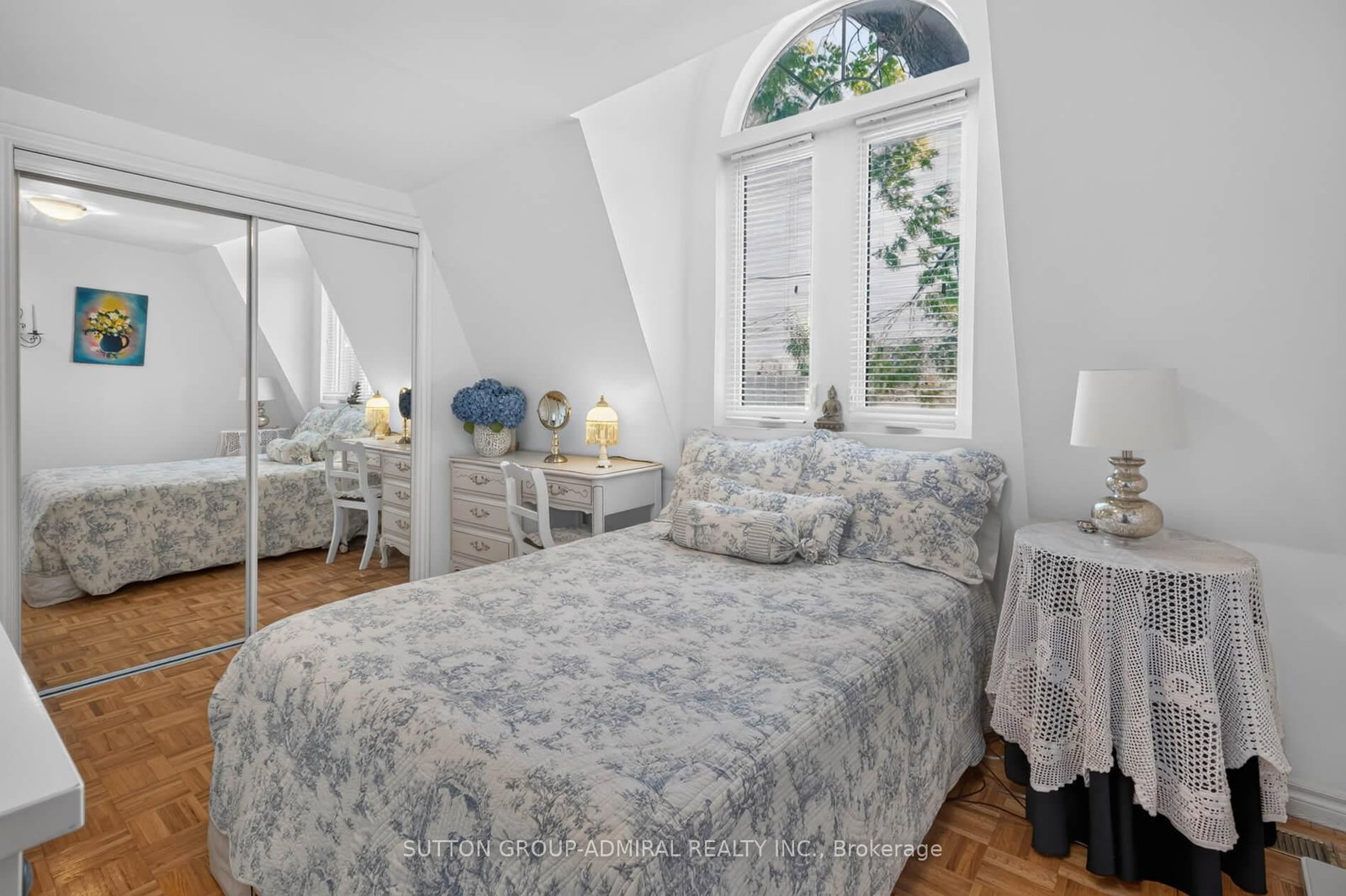 320 Weston Road • Toronto, ON photo 13