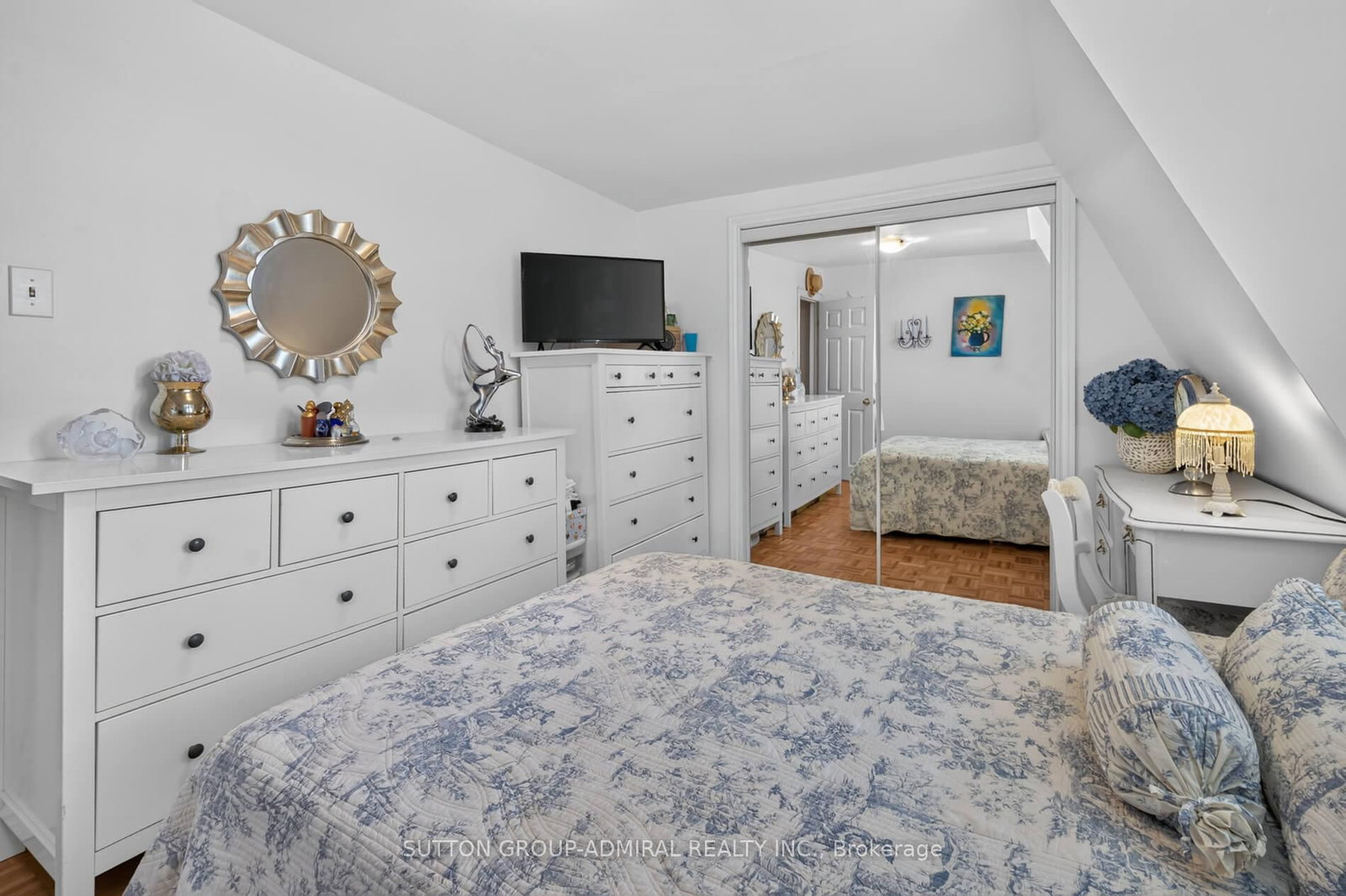 320 Weston Road • Toronto, ON photo 14