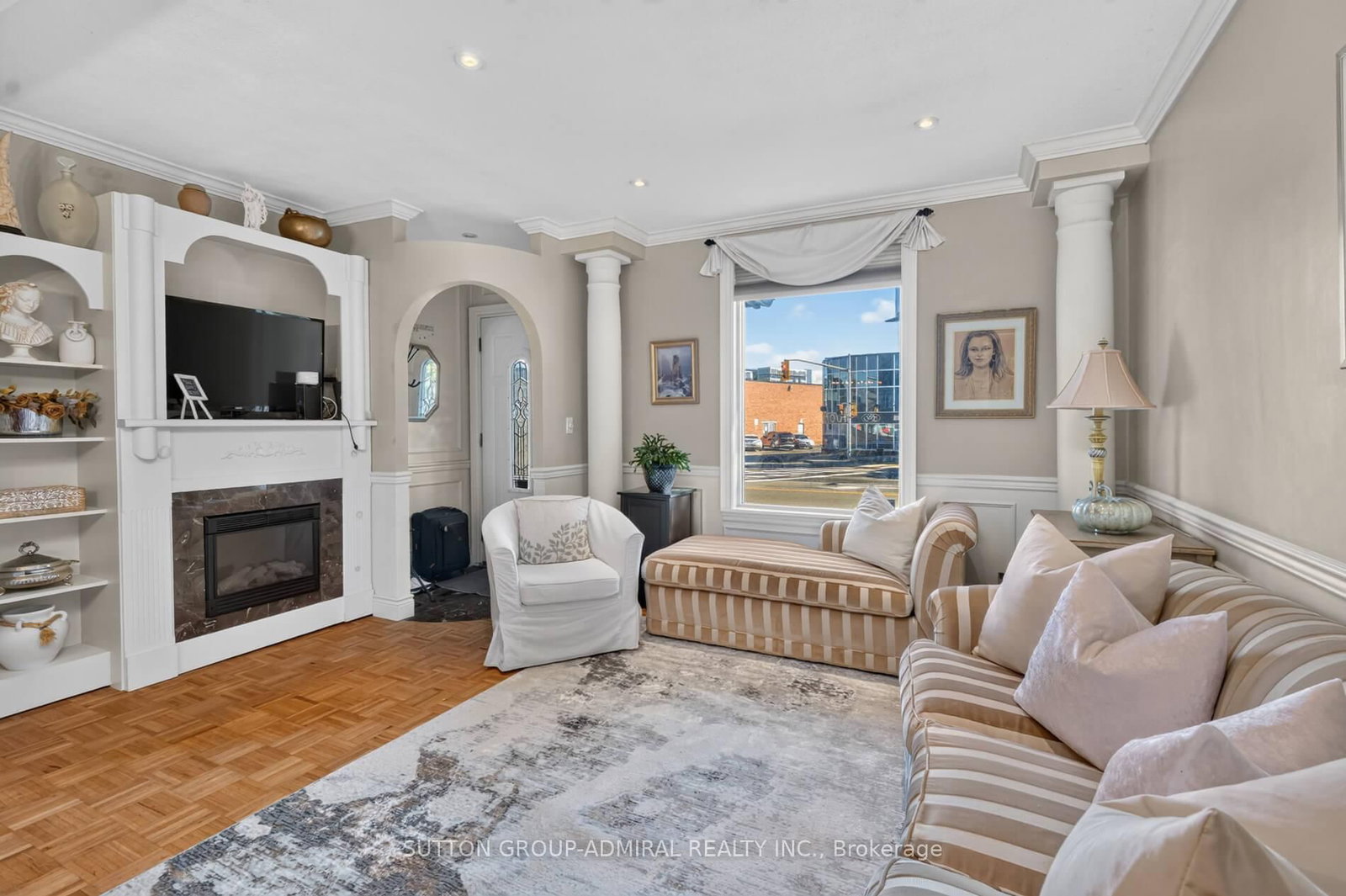 320 Weston Road • Toronto, ON photo 4