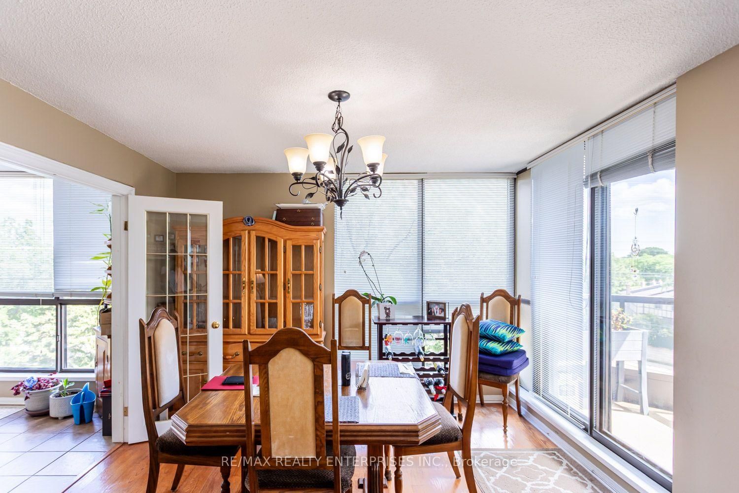 1111 Bough Beeches Boulevard • #501 • Mississauga, ON photo 22