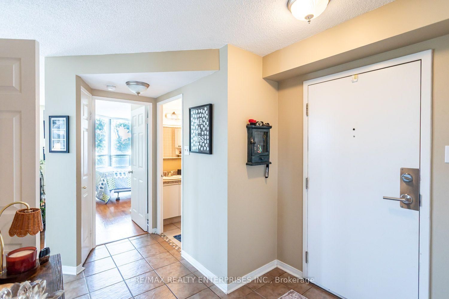 1111 Bough Beeches Boulevard • #501 • Mississauga, ON photo 4