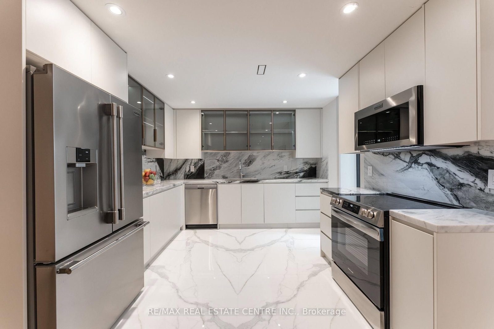 491 Fourth Line • Oakville, ON photo 41