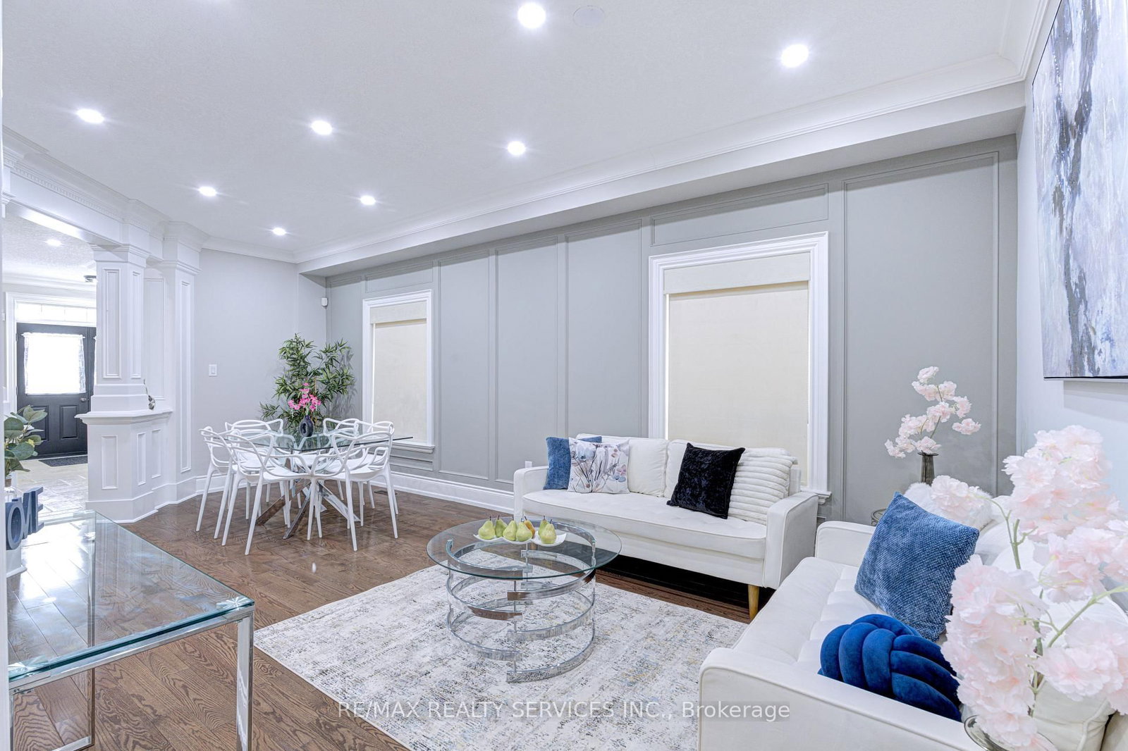 Listing Image 11
