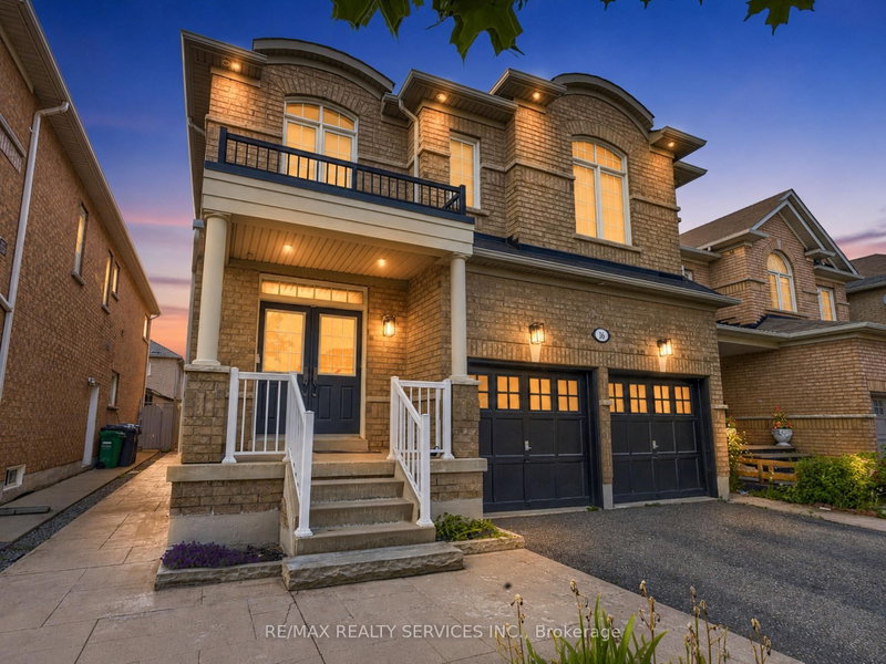 16 Fallgate Drive