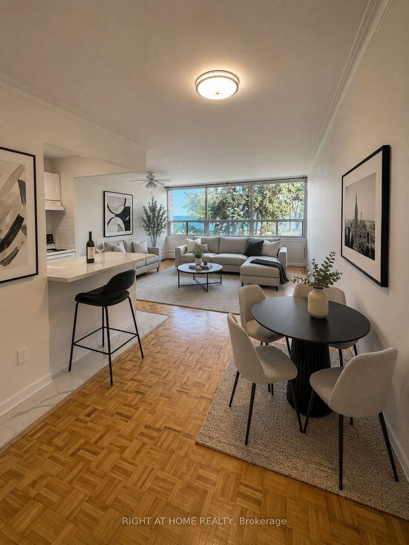 105 - 2 Royal York Road