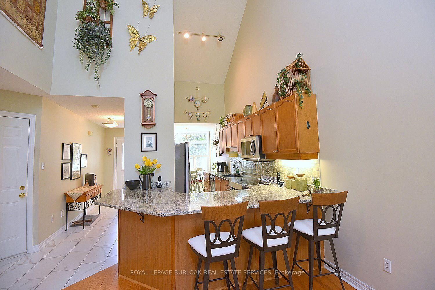 476 Walkers Line • #13 • Burlington, ON photo 25