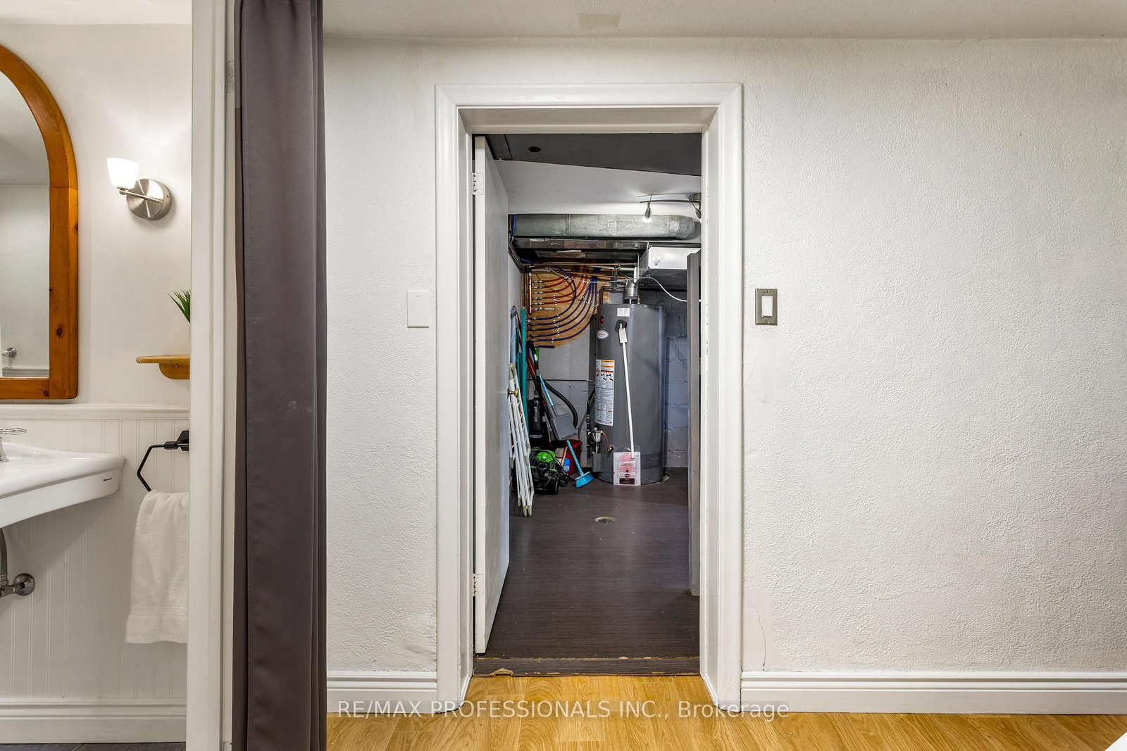 1364 Islington Avenue • Toronto, ON photo 38