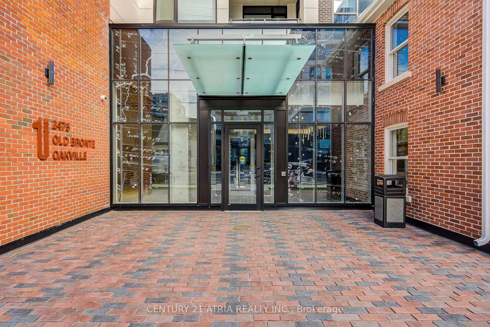704 - 2475 Old Bronte Road, Oakville 4