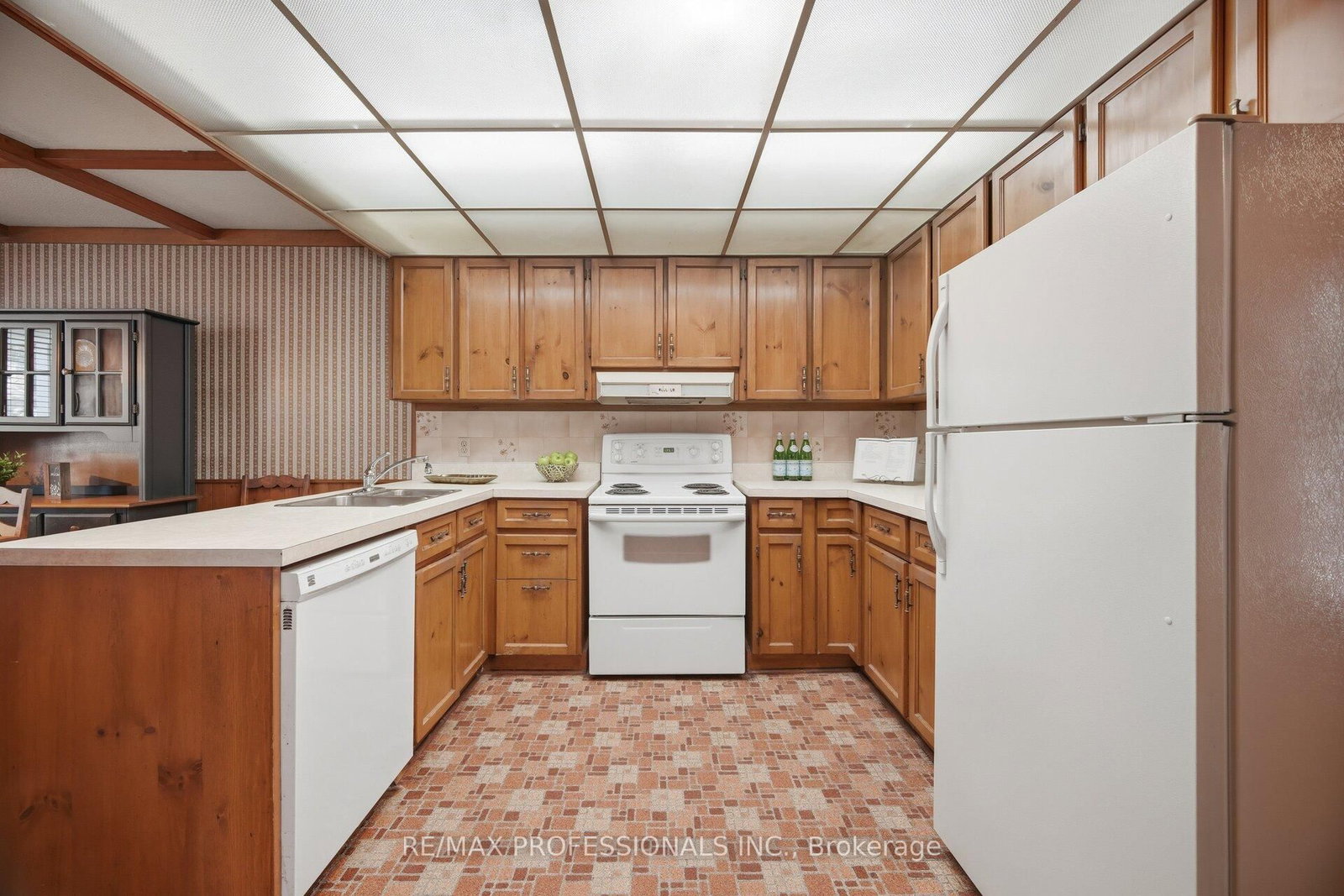 29 Mattice Road • Toronto, ON photo 15