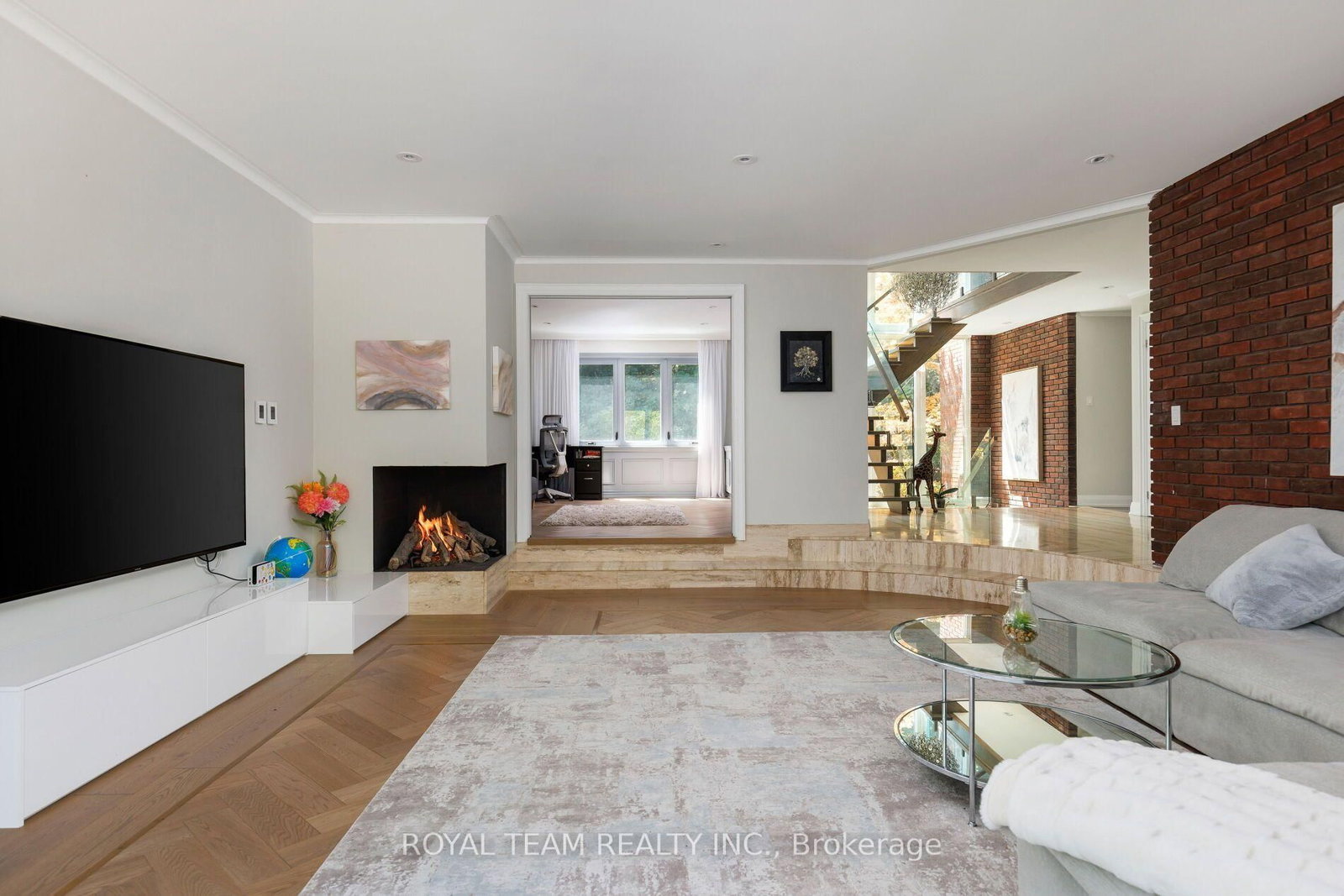 25 Bearwood Drive • Toronto, ON photo 11