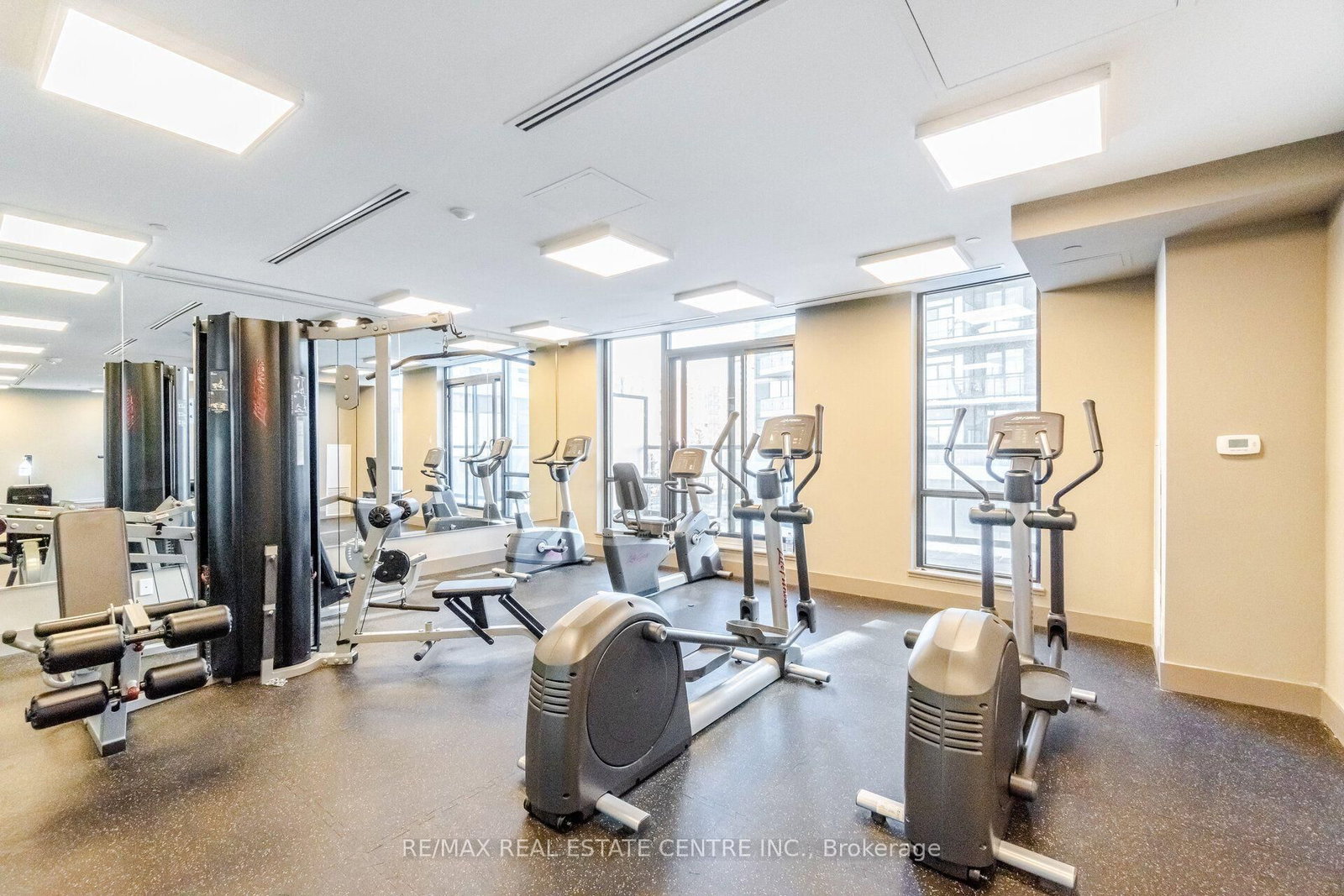 35 Watergarden Drive • #2414 • Mississauga, ON photo 39