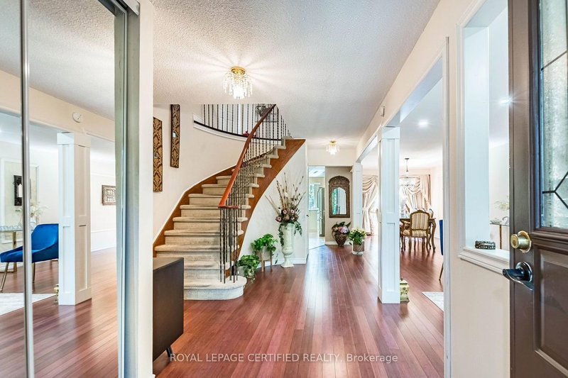 251 ELGIN Drive