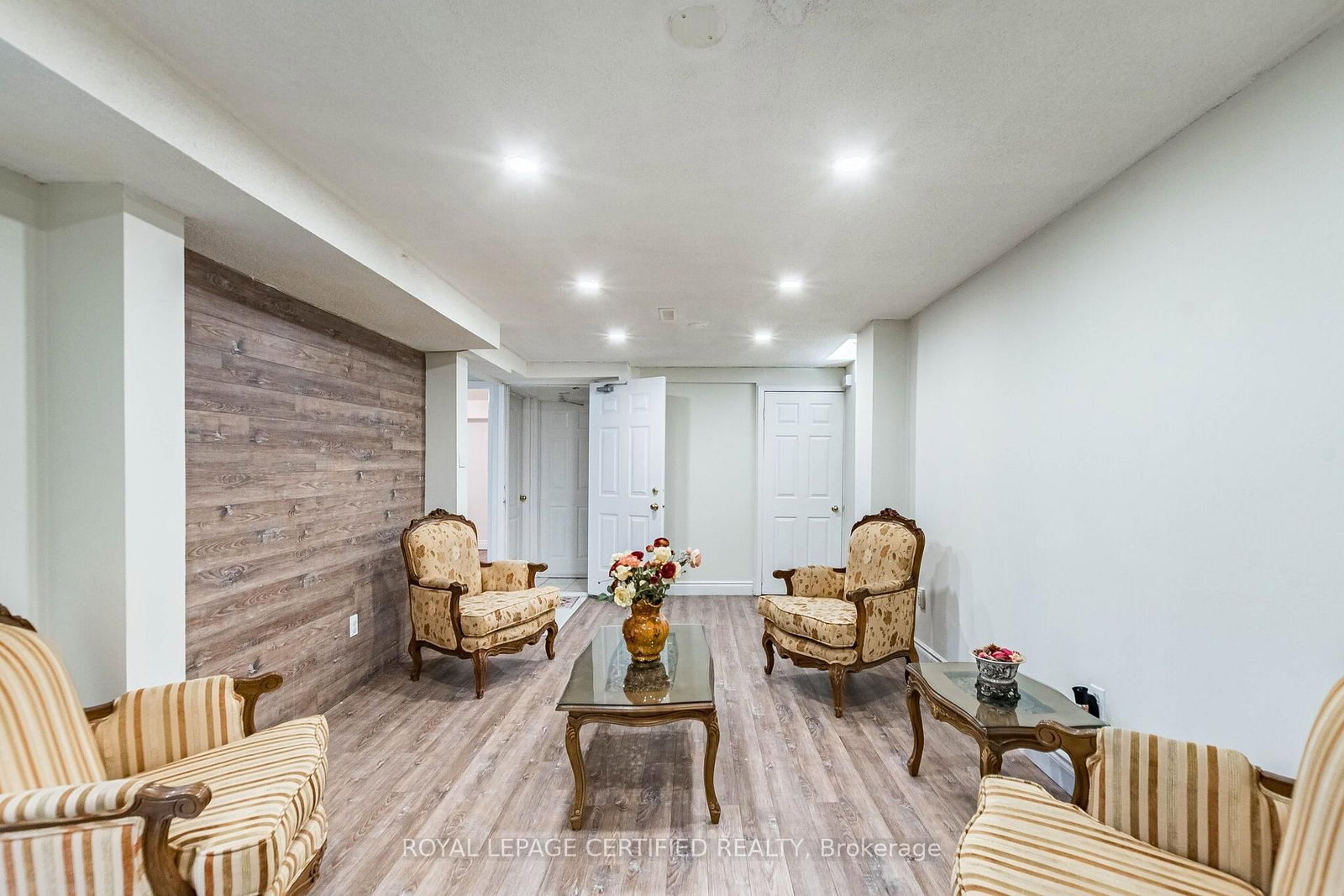 251 ELGIN Drive • Brampton, ON photo 31