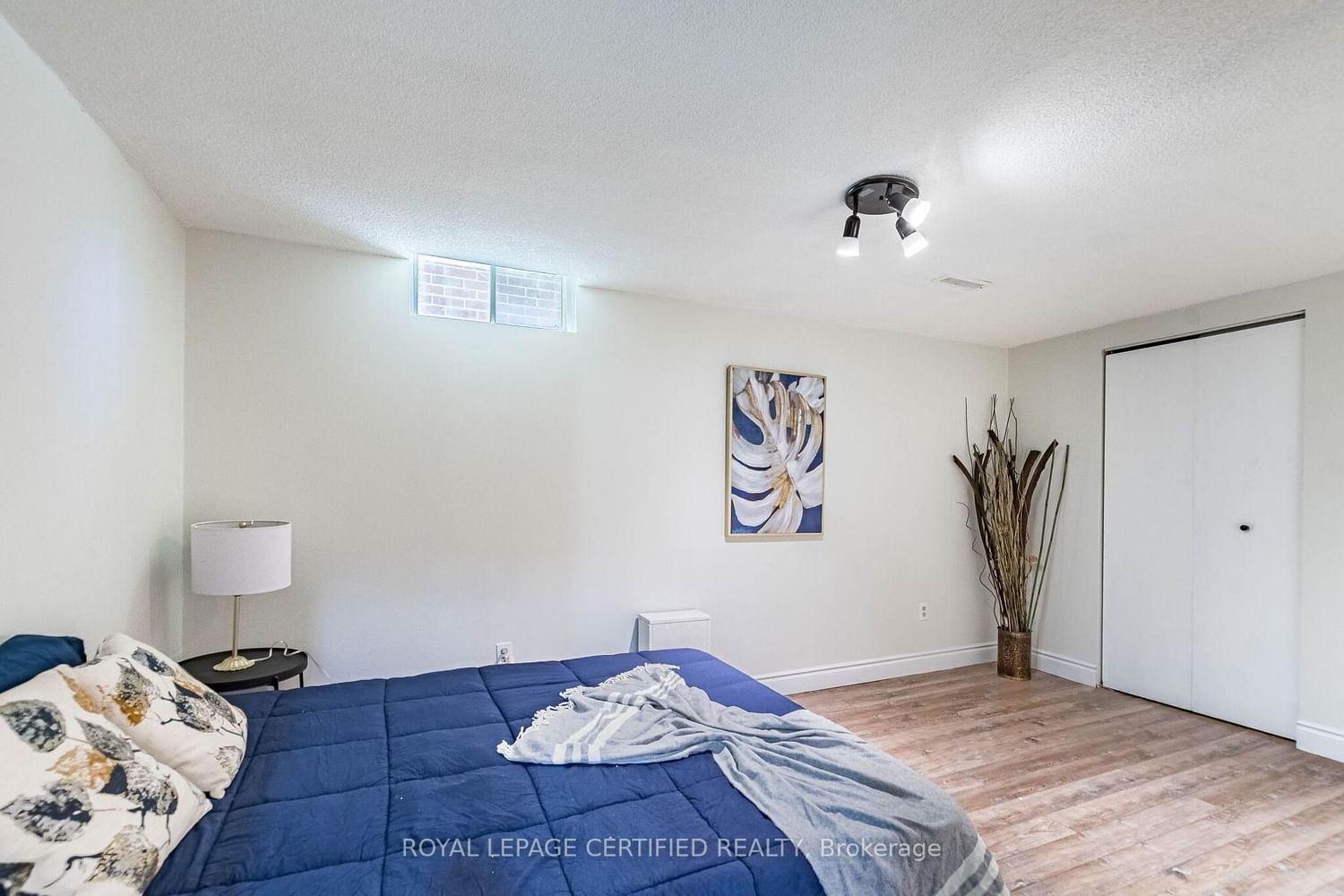 251 ELGIN Drive • Brampton, ON photo 38