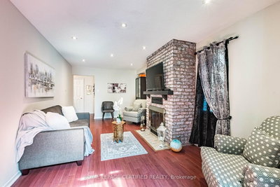 251 ELGIN Drive • Brampton, ON photo 9