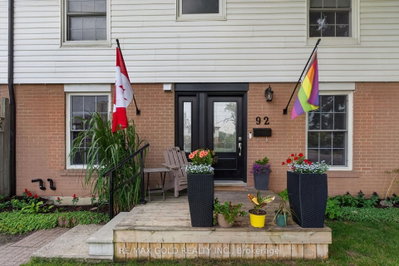 92 Cathcart Crescent • Brampton, ON photo 3
