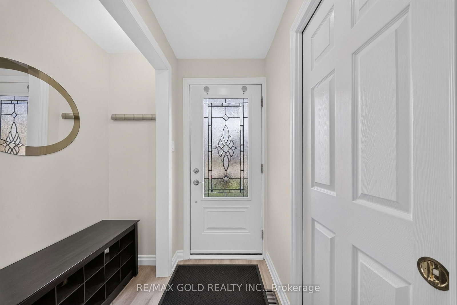 92 Cathcart Crescent • Brampton, ON photo 4