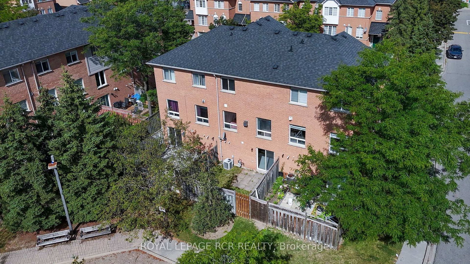 65 Brickyard Way • #66 • Brampton, ON photo 24