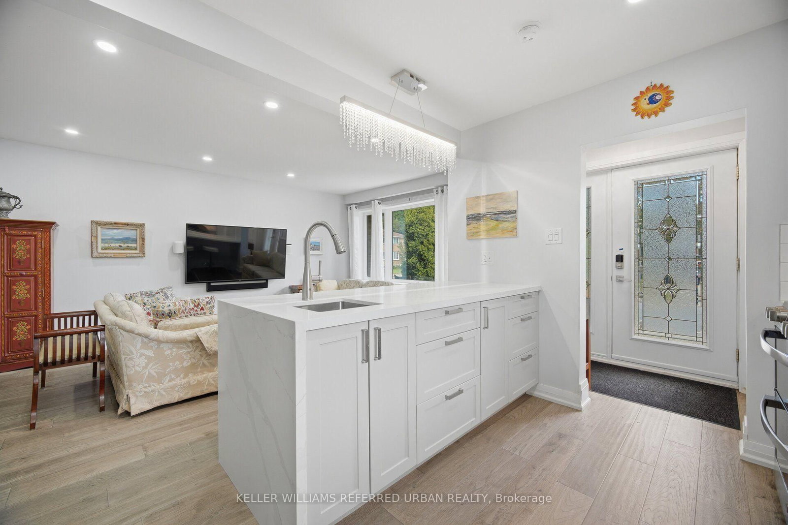 4 Cameo Crescent • Toronto, ON photo 13
