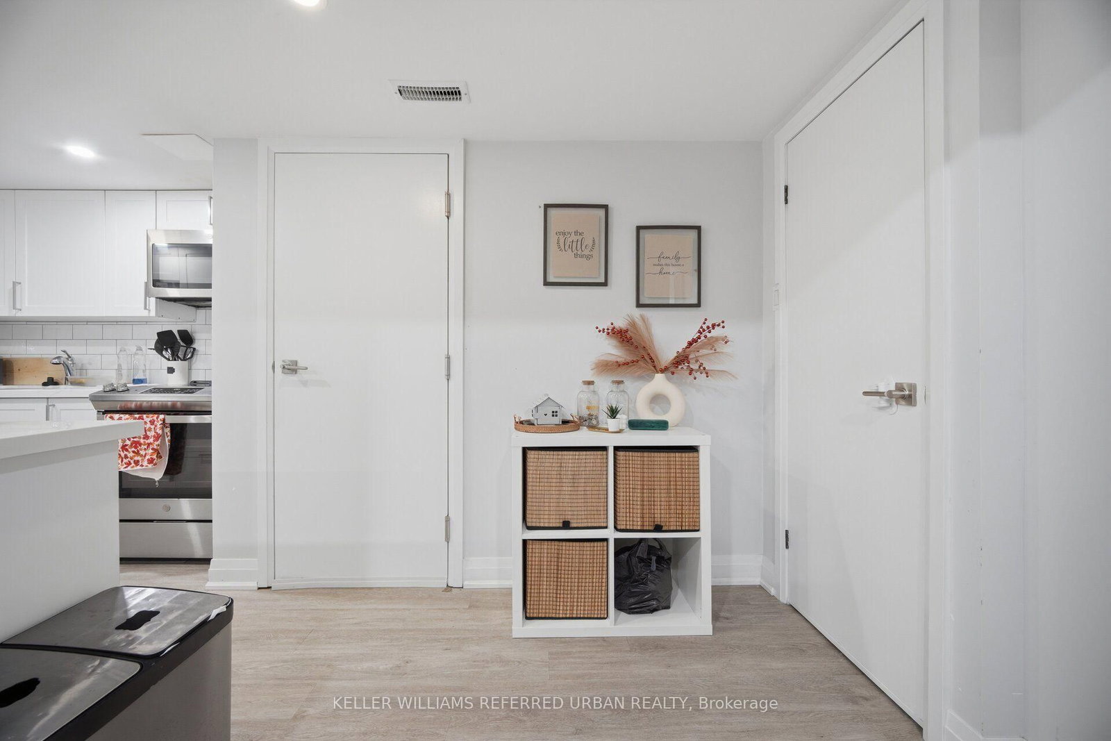 4 Cameo Crescent • Toronto, ON photo 23