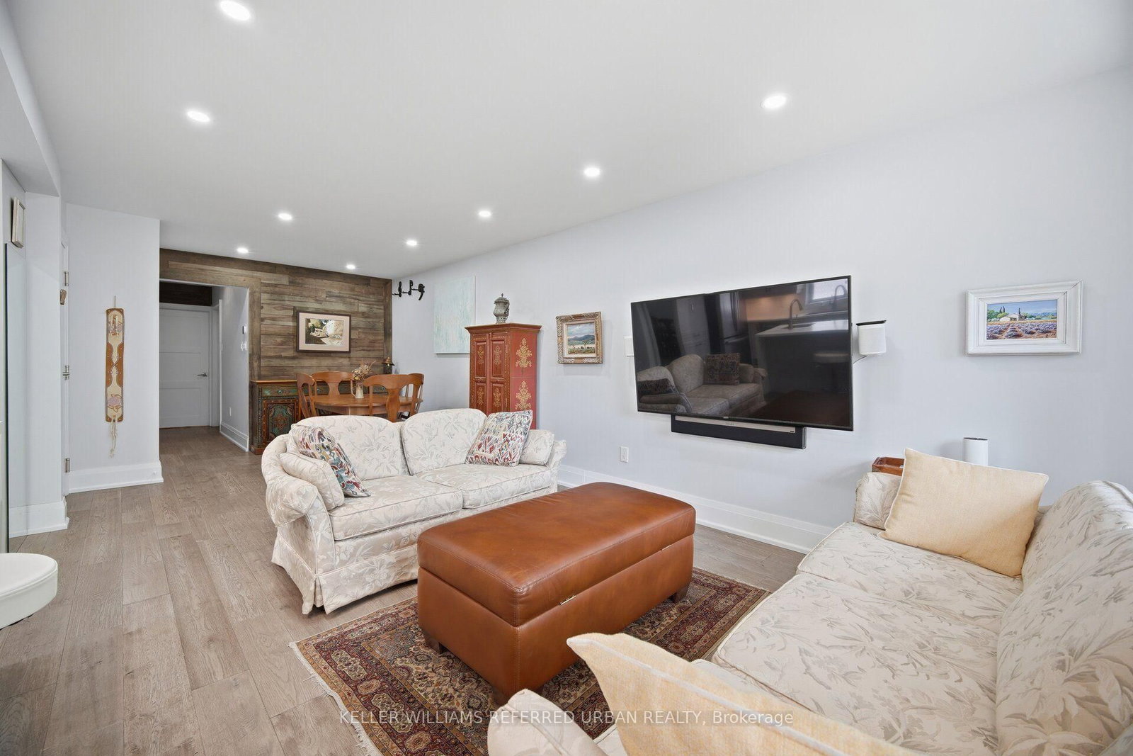 4 Cameo Crescent • Toronto, ON photo 4